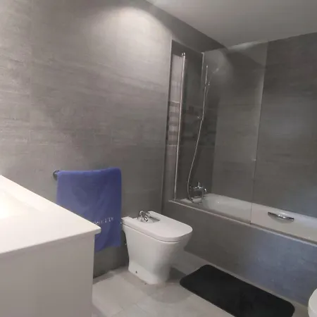 Moderno En El Centro De - Cerca De La Playa Y Parking Incluido - Es-209-54 *