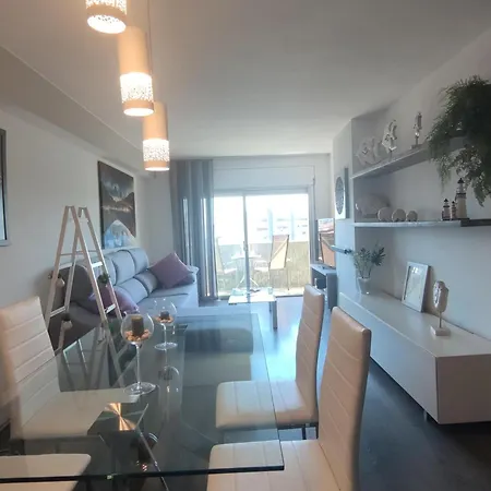Apartment Moderno En El Centro De - Cerca De La Playa Y Parking Incluido - Es-209-54 *