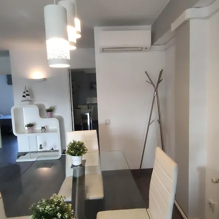 Moderno En El Centro De - Cerca De La Playa Y Parking Incluido - Es-209-54